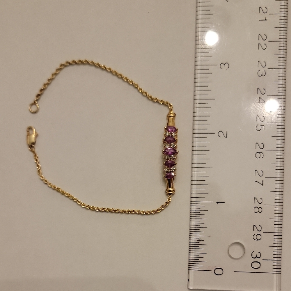 Elegant Gold and Pink Gemstone Bracelet